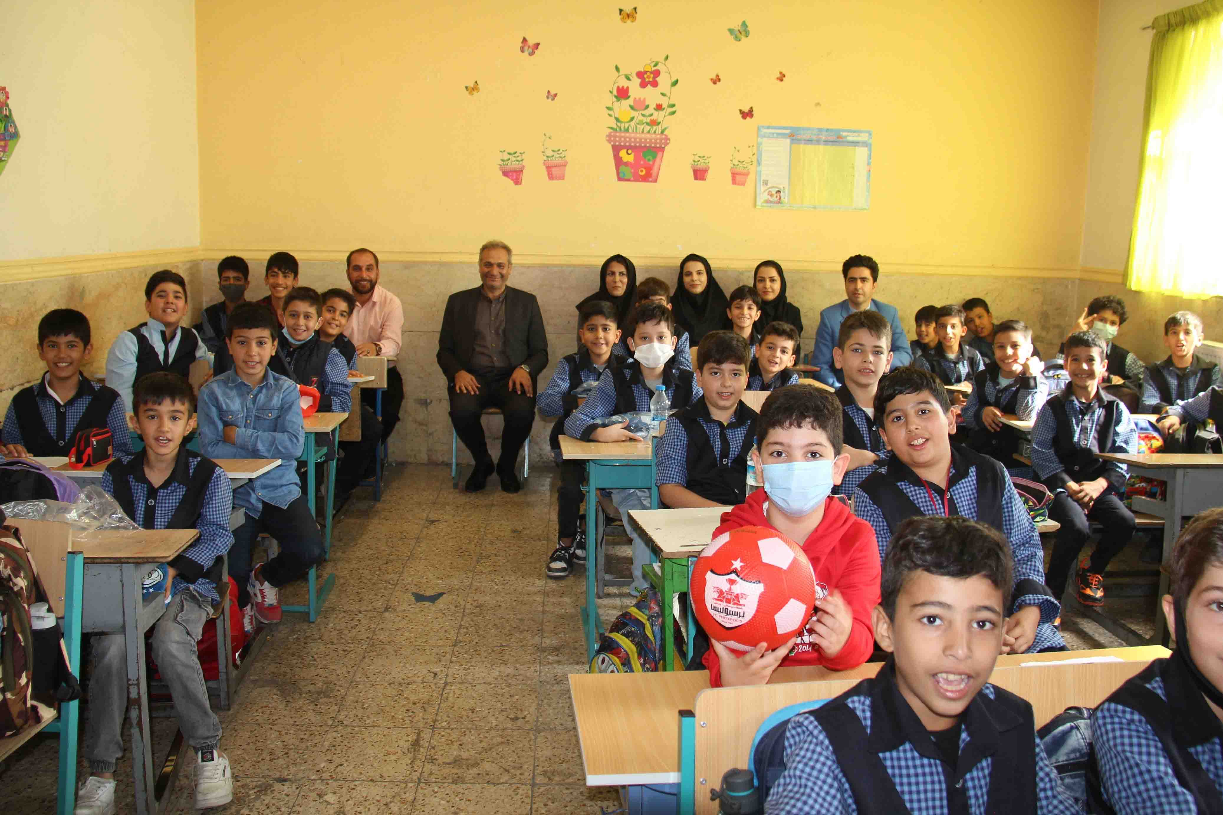 دعوت دانش آموزان محمدشهری از شهردار 
