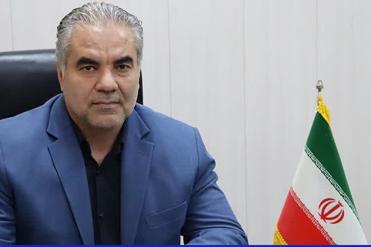 گلایه شهروندان از شهرداری چمن‌های مصنوعی خاک می‌خورند ، ورزش همگانی درحاشیه